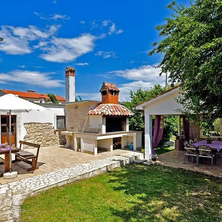 Celeste In Βίλα Nedeščina